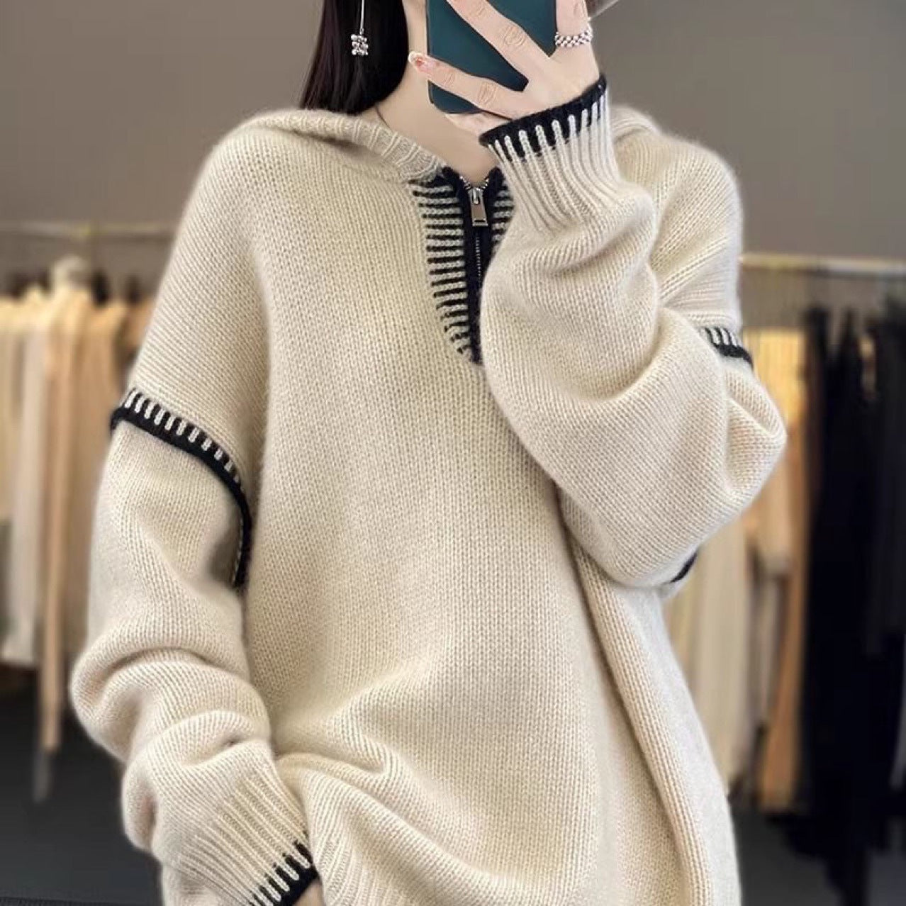 Hooded knitwear