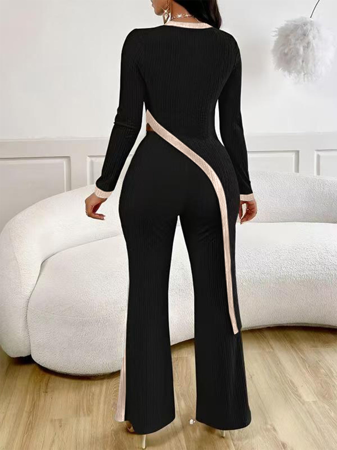 Fashionable Color-Contrast Slit T-Shirt